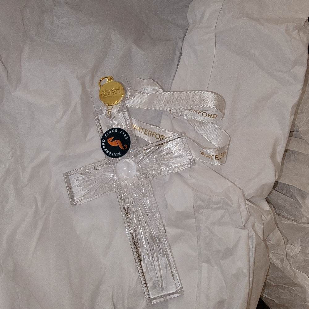 Waterford 2021 Cross Crystal Ornament